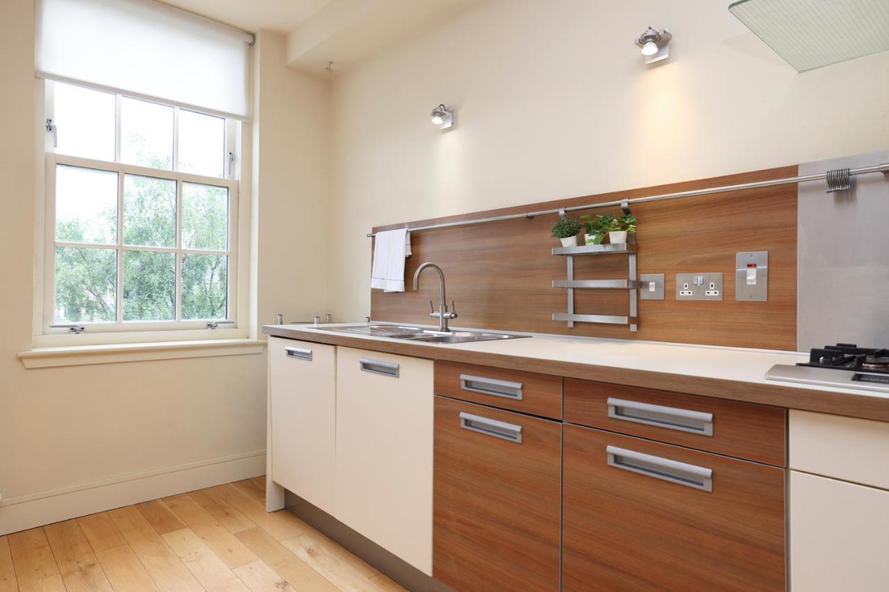 Joivy Spacious 2 Bed,2 Bath Flat, Free Parking And Rooftop Terrace Edinburgh Bagian luar foto