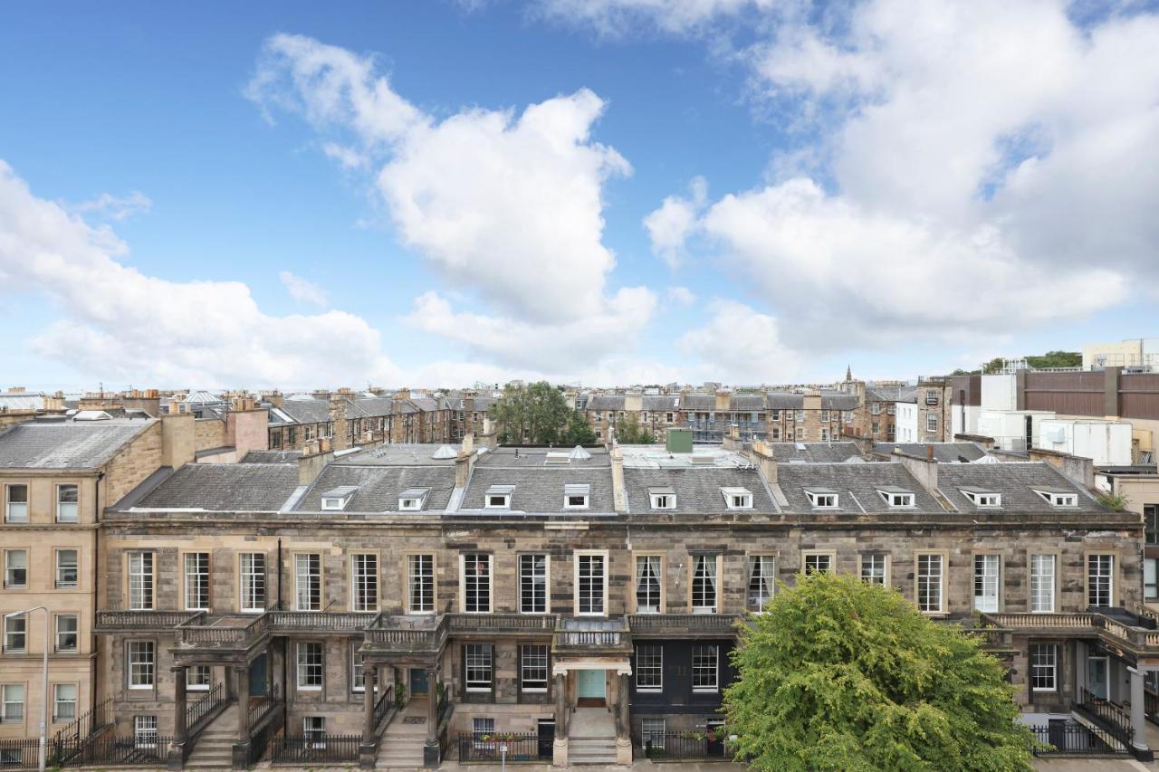 Joivy Spacious 2 Bed,2 Bath Flat, Free Parking And Rooftop Terrace Edinburgh Bagian luar foto